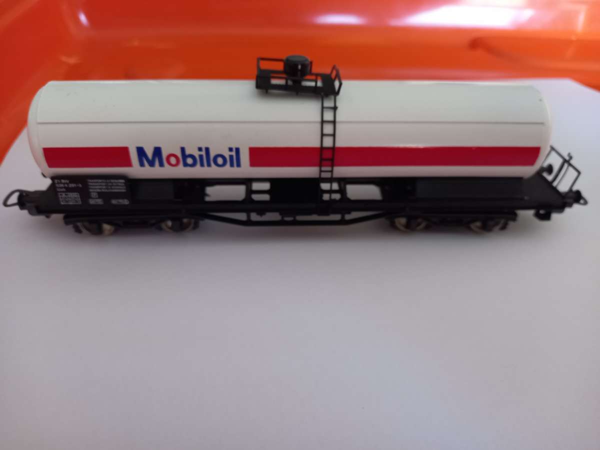 Model Trains - Mobiloil wagon- still in original box.