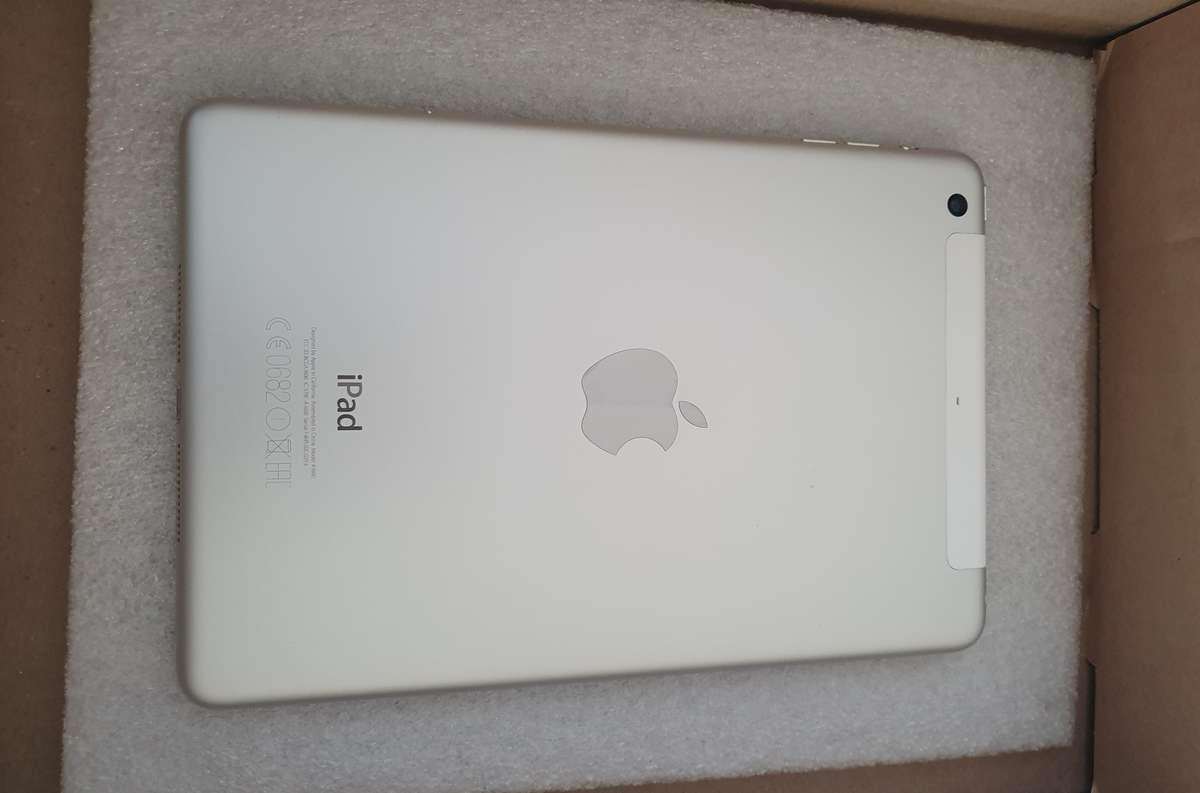 Apple iPad Mini 3 - Excellent condition