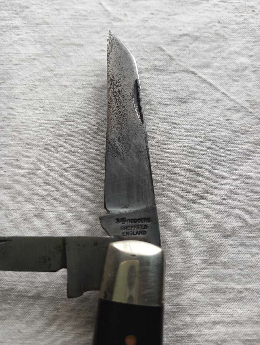 A collection of Joseph Rodgers pocket knives