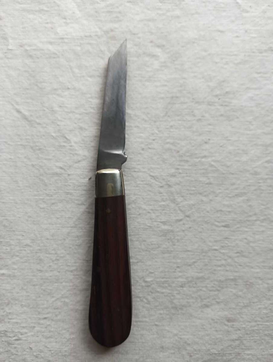 A collection of Joseph Rodgers pocket knives