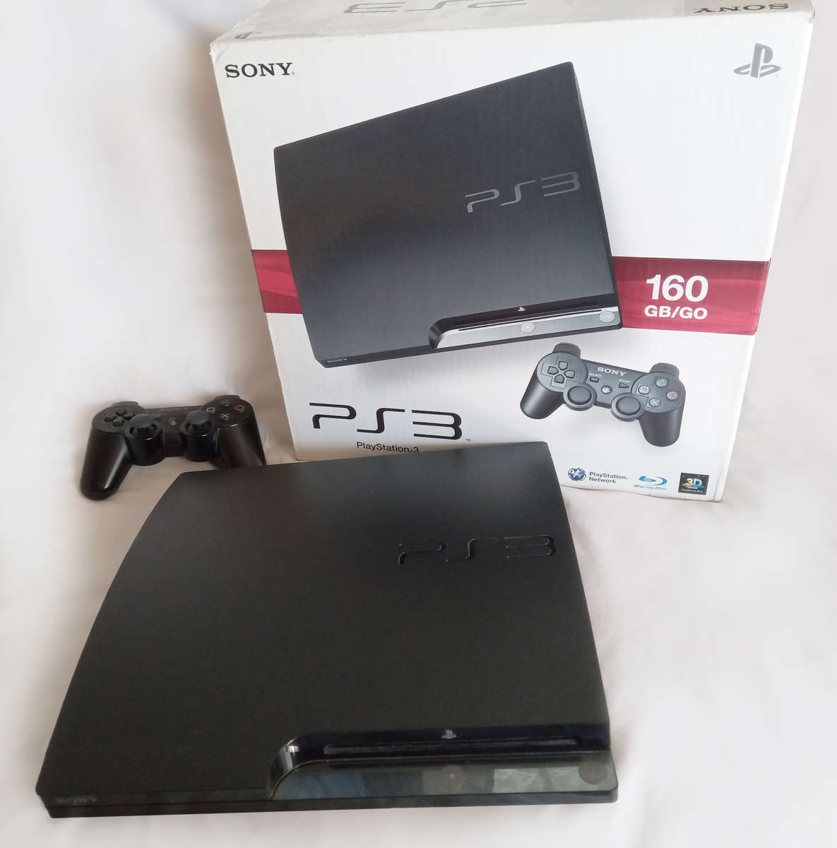 Sony Playstation 3 Slim Bundle in excellent cosmetic condition