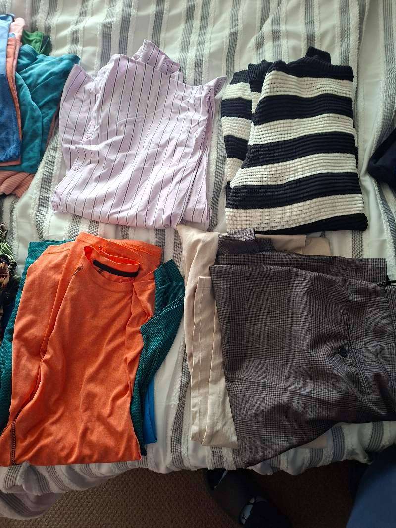 Bulk Wardrobe Clearance: 39x Mens Clothes Lot (Size L to XL / 38 Pants)  Great Condition!