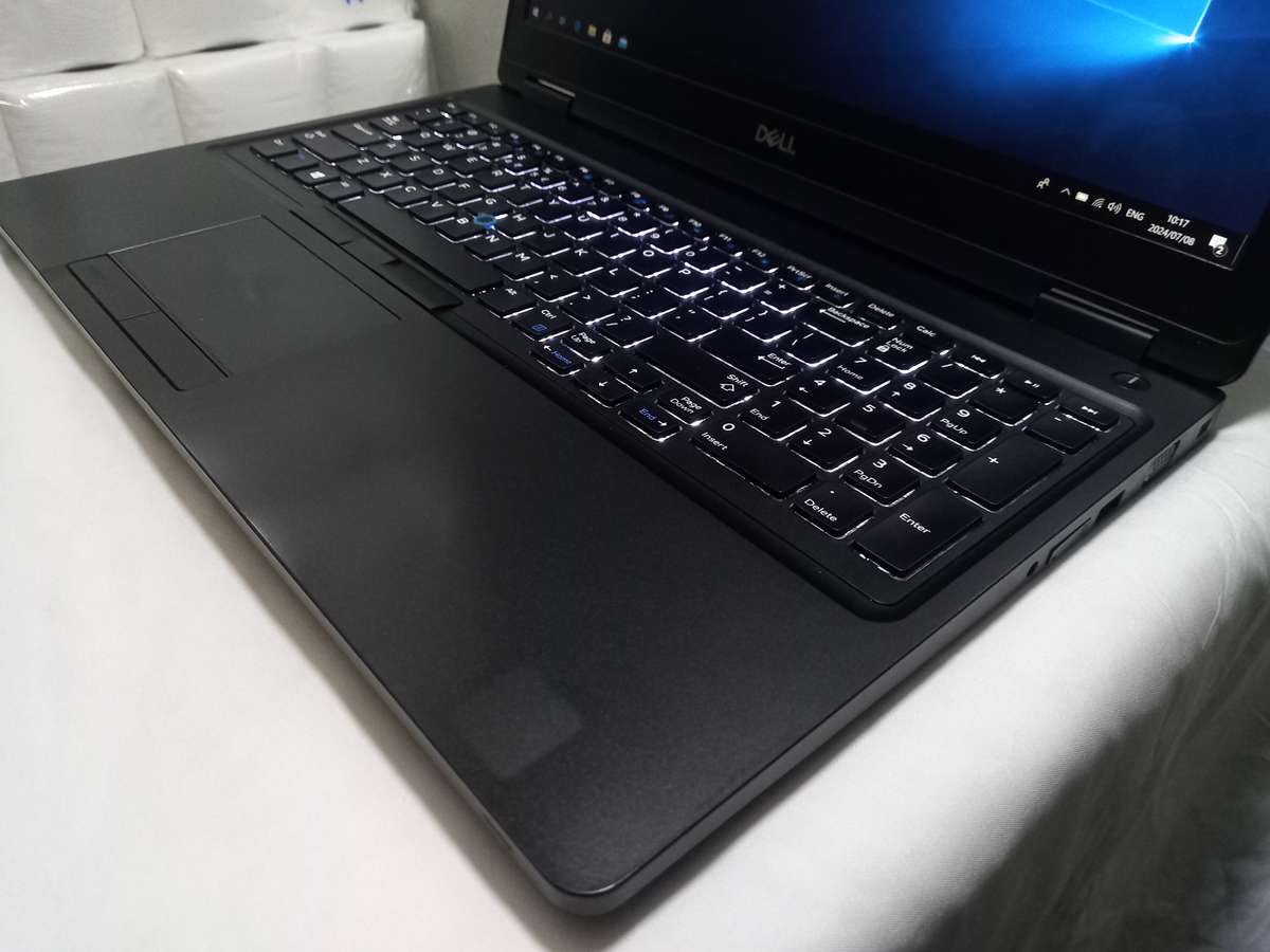 Dell Core i5-8th Gen 8350U 16gb Ram 512 M.2 SSD