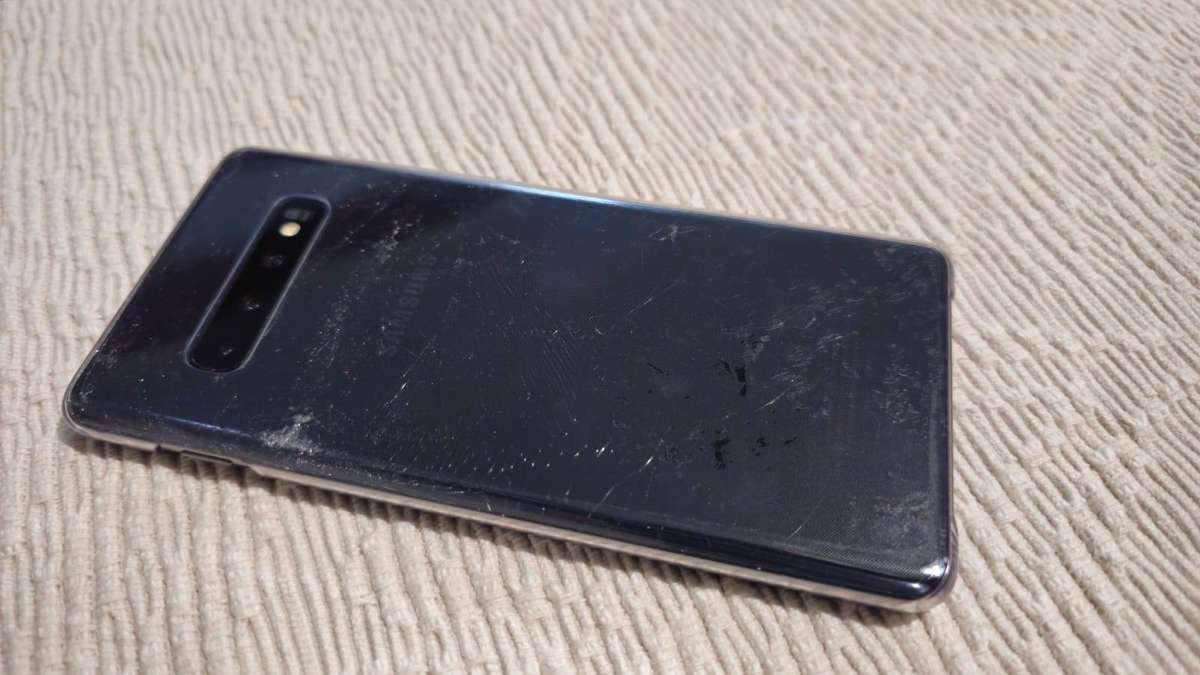 Samsung S10+