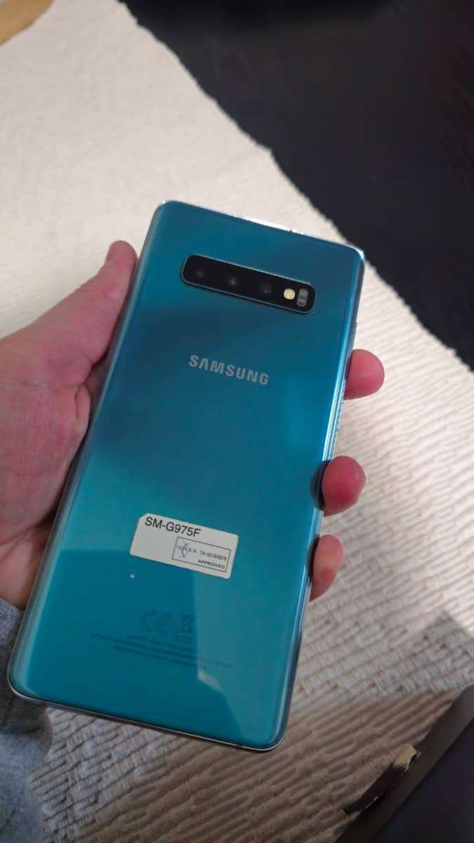 Samsung S10+