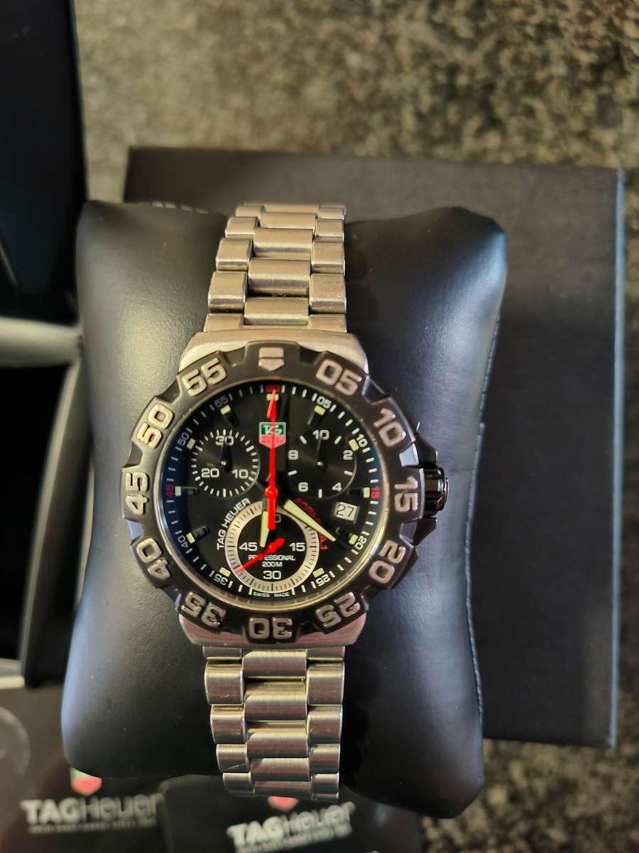 TAG HEUER F1 PROFESSIONAL CHRONOGRAPH