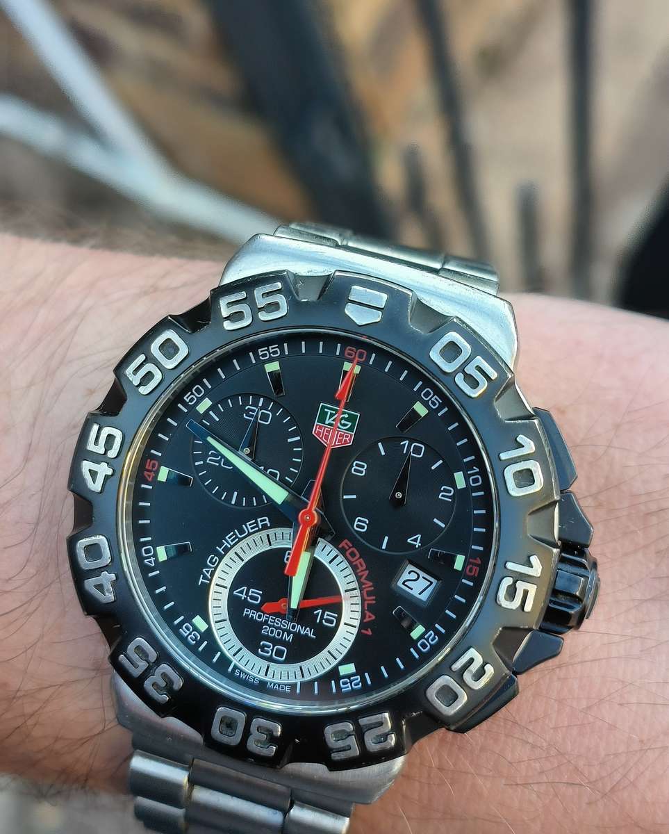TAG HEUER F1 PROFESSIONAL CHRONOGRAPH