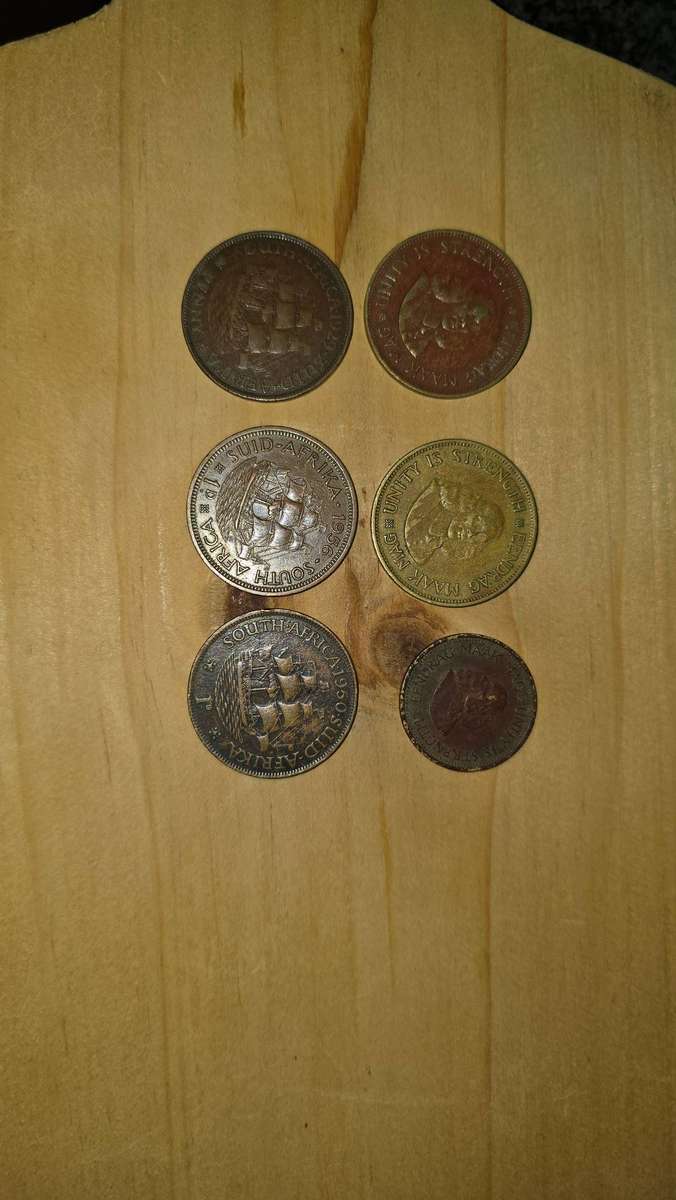 VINTAGE COIN LOT FROM SA AND OTHER COUNTRIES