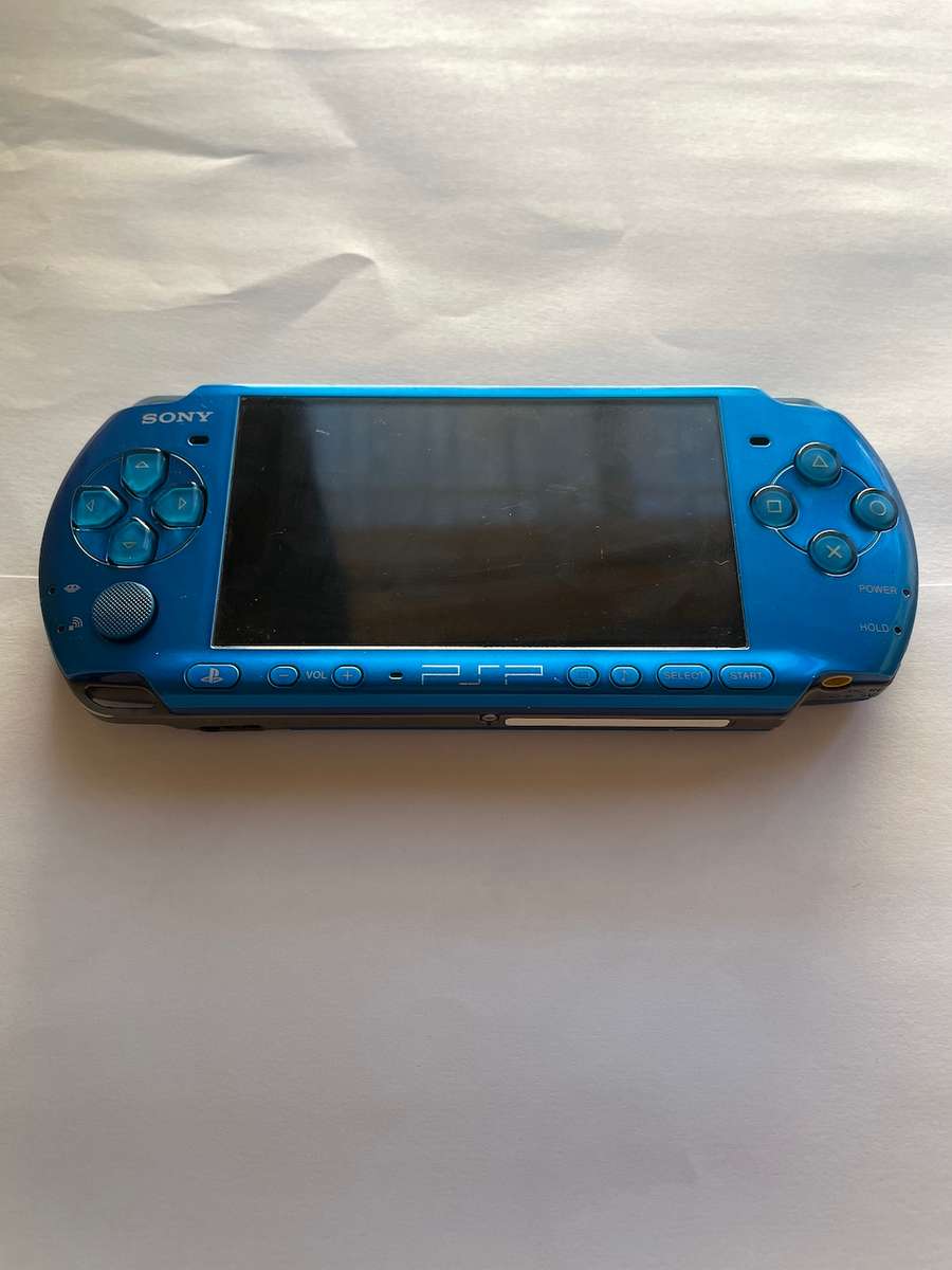 Sony PSP 3000 Blue with CFW and 64GB SD Card