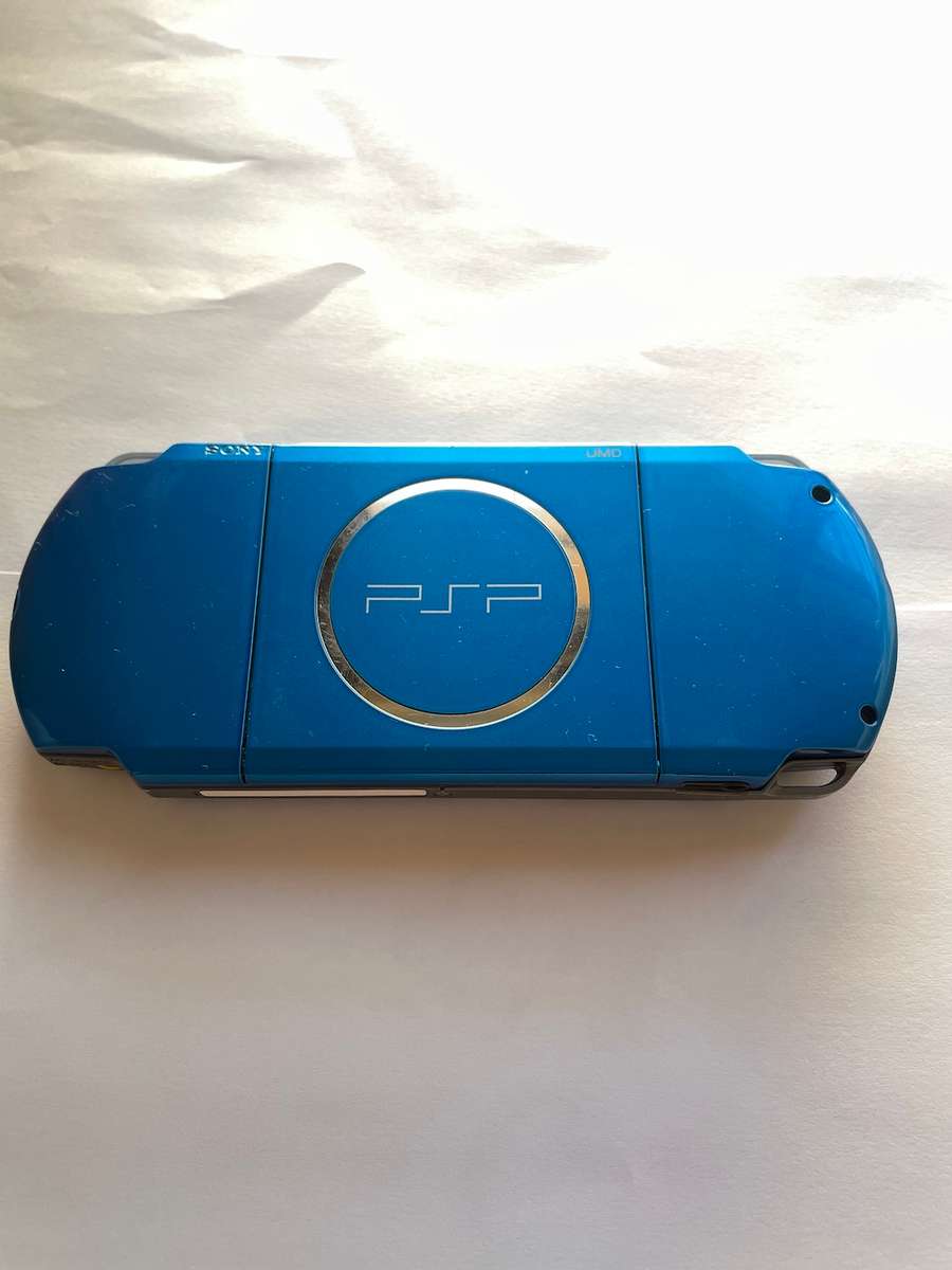 Sony PSP 3000 Blue with CFW and 64GB SD Card