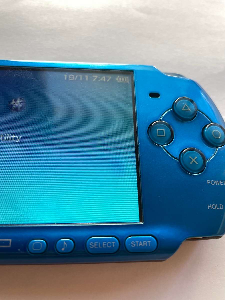 Sony PSP 3000 Blue with CFW and 64GB SD Card