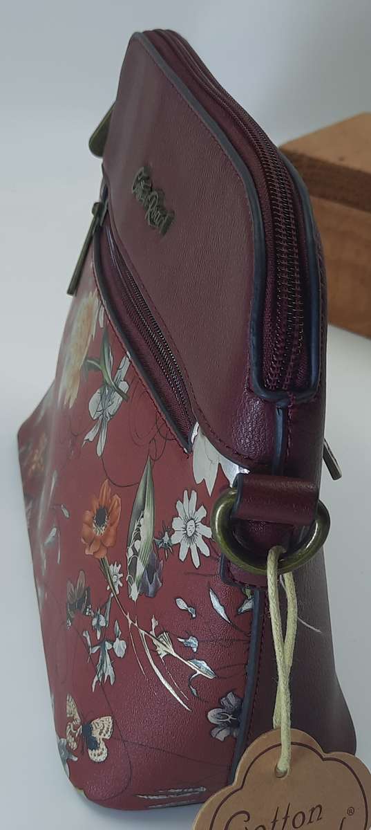 COTTON ROAD SHOULDER SLING BAG!! RED WITH FLOWER DESIGN!!@@ A GREAT BAG@@