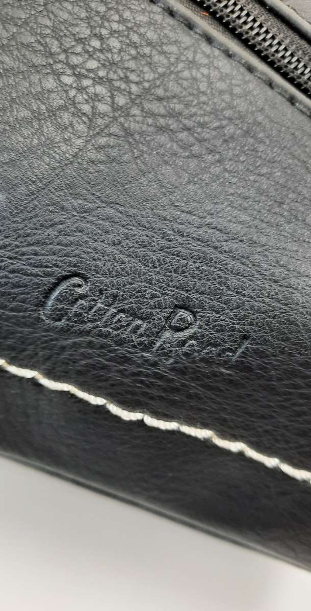 COTTON ROAD SLING BAG IN BLACK