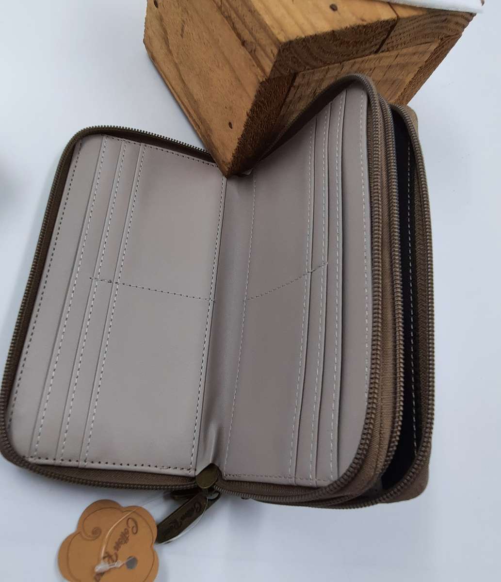 COTTON ROAD PURSE! BEIGE OR LIGHT BROWN!!