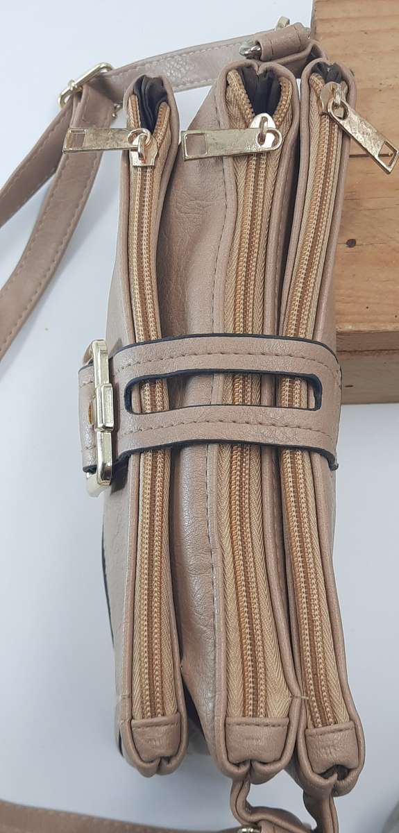 COTTON ROAD SLING BAG IN LIGHT PINK!