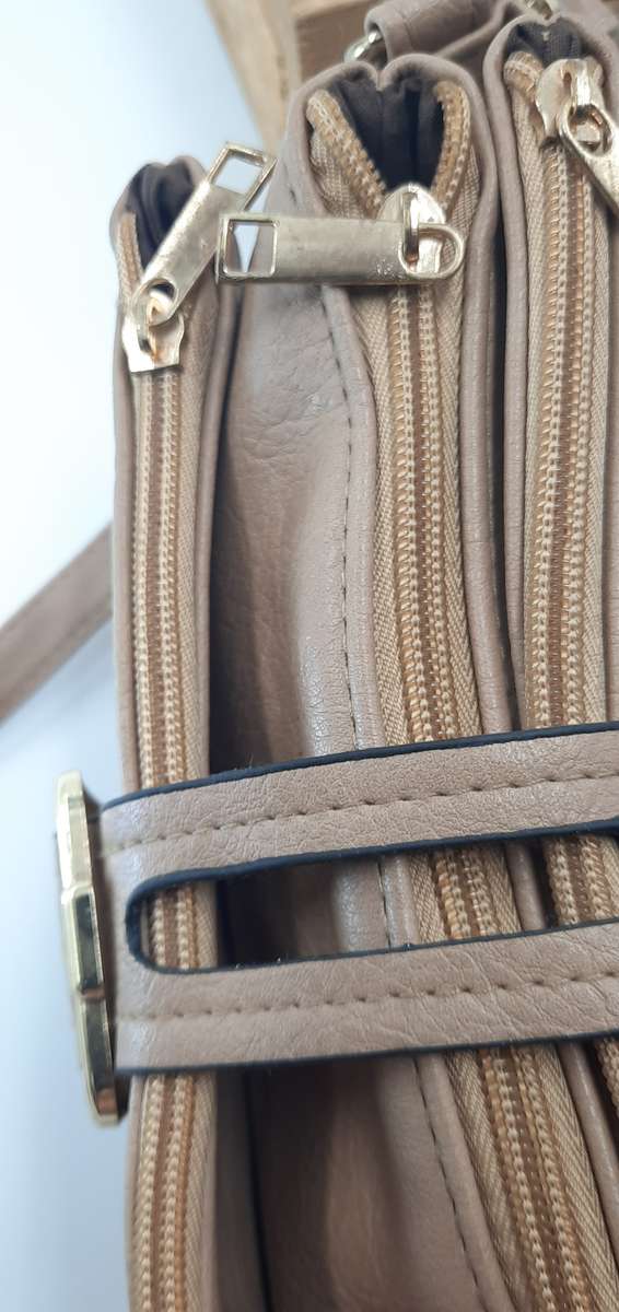 COTTON ROAD SLING BAG IN LIGHT PINK!