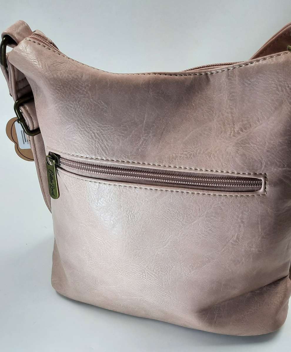 Cotton Road shoulder sling in PINK with heart design! Stunning and sophisticated!