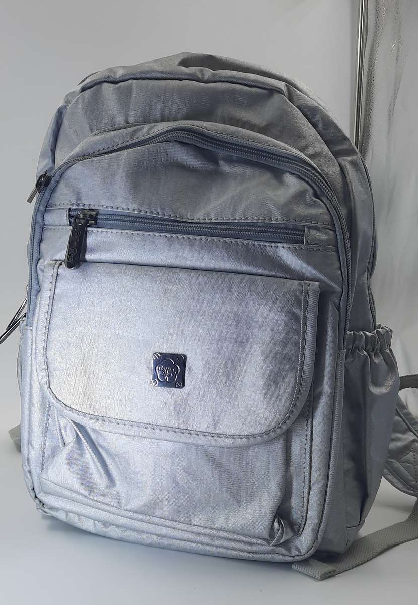Cottton Road backpack in light silver! Modern and sophisticated look!Spacious backpack!
