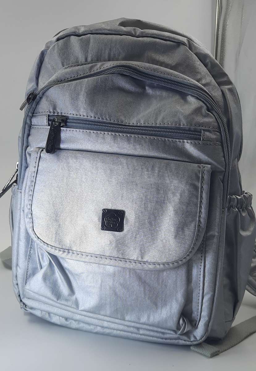 Cottton Road backpack in light silver! Modern and sophisticated look!Spacious backpack!