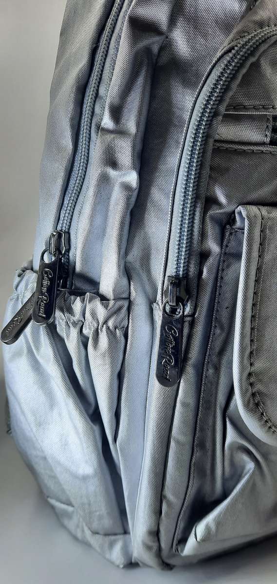 Cottton Road backpack in light silver! Modern and sophisticated look!Spacious backpack!