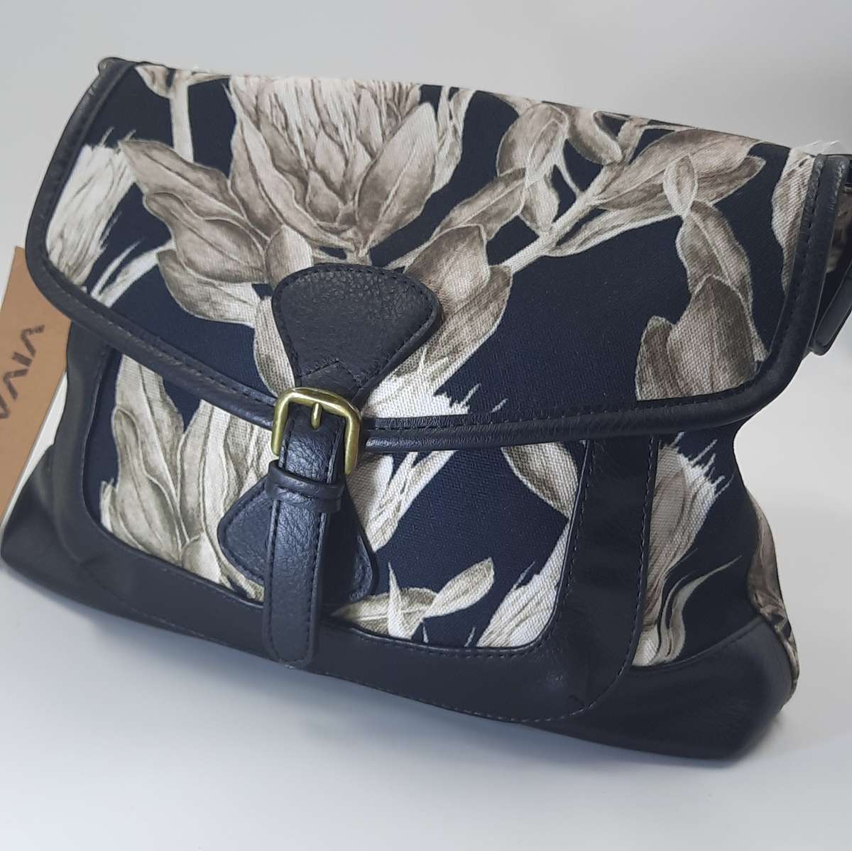 Stunning,Sophisticated And Trendy Shouder Sling Bag BY Vivace ! Black and white Protea design.