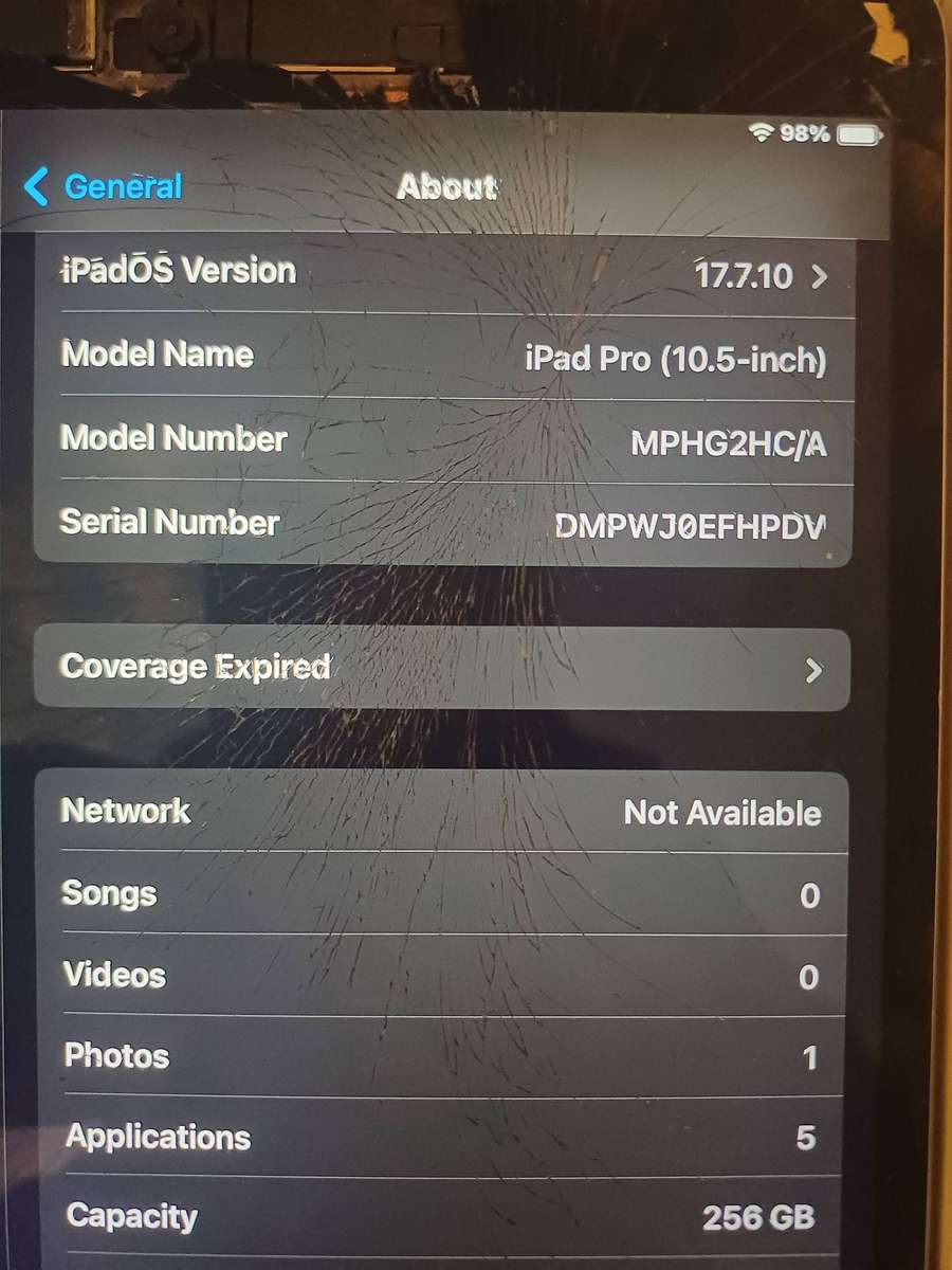 Apple iPad Pro 10.5  (256GB, Wi-Fi+ Cellular)  Broken Screen & Weak Battery