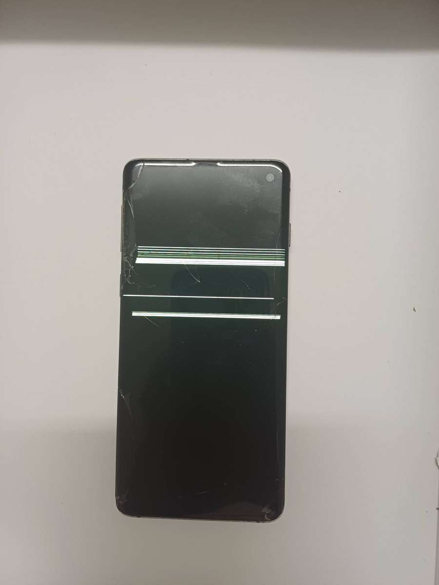 Samsung Galaxy S10  Non-Functional Screen (Charges & Makes Sounds)