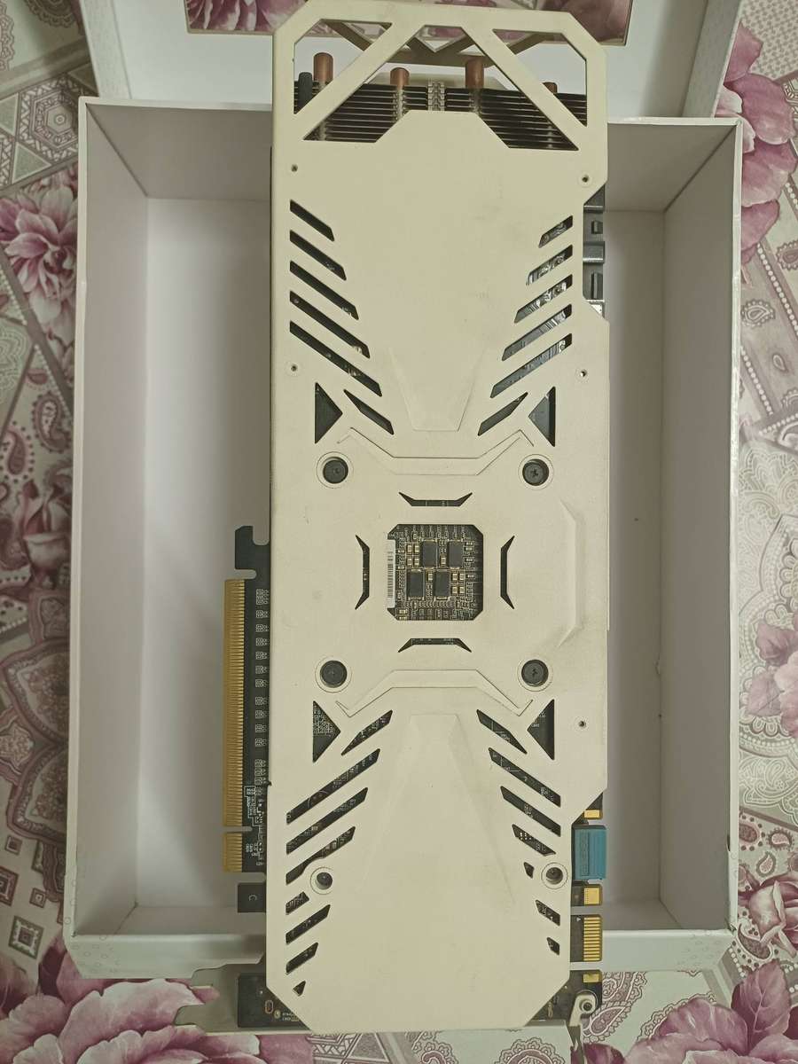 NVIDIA GTX 970 4GB (Painted White, Good Temps)