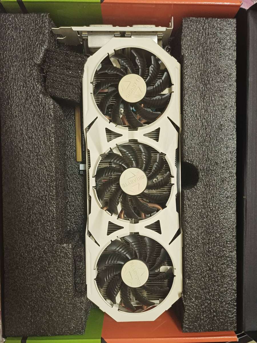 NVIDIA GTX 970 4GB (Painted White, Good Temps)