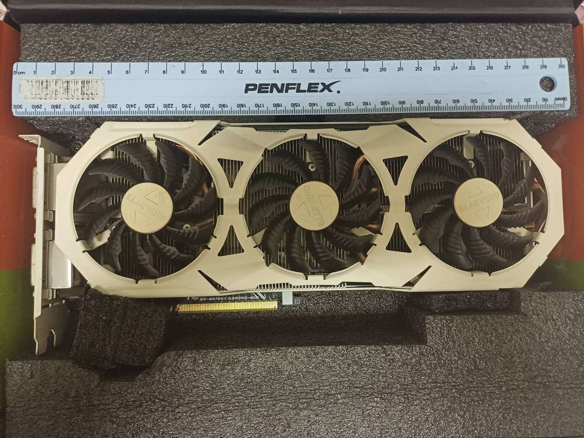 NVIDIA GTX 970 4GB (Painted White, Good Temps)