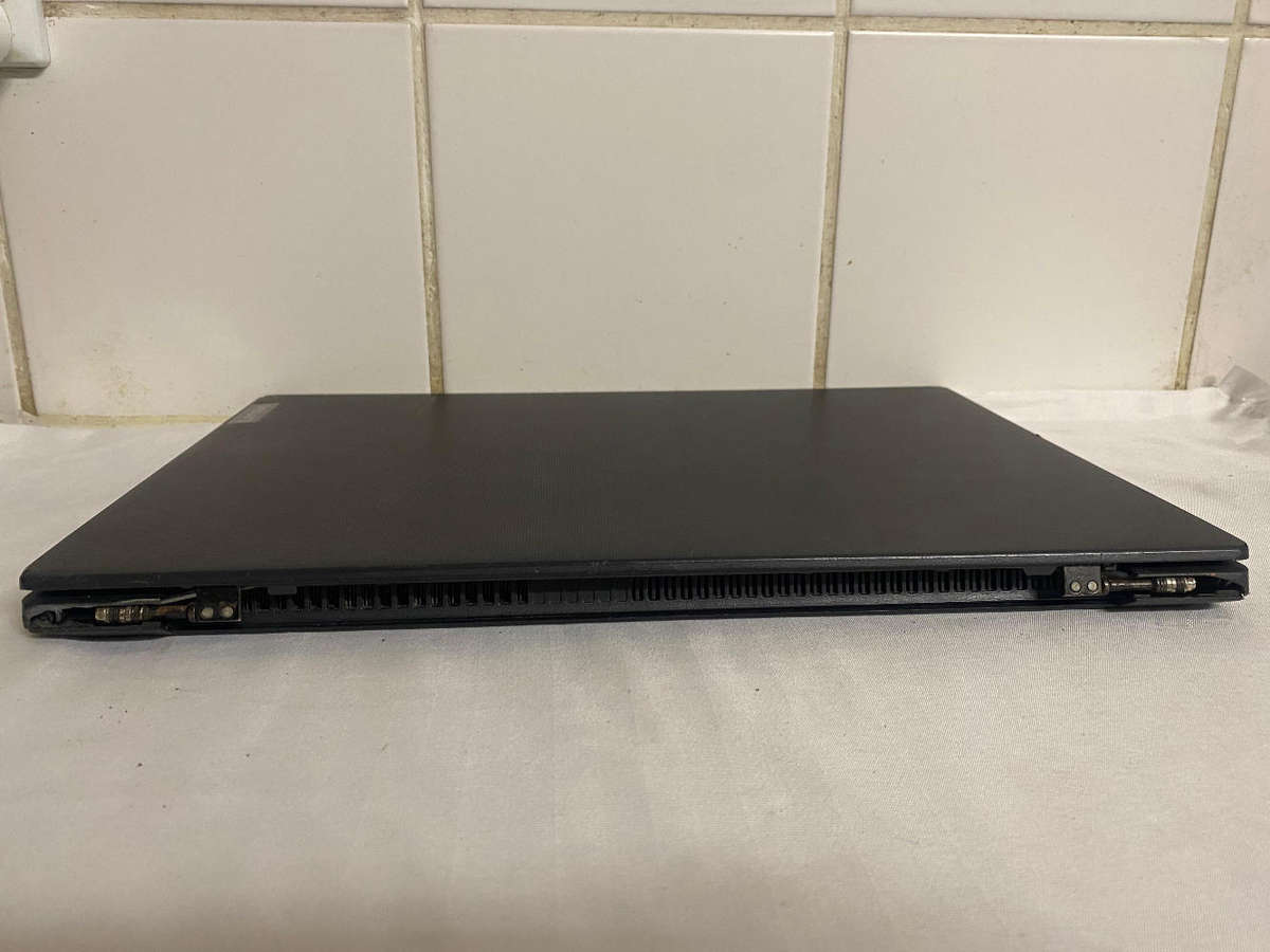 Lenovo ideapad S145 intel celeron 4205U 4GB RAM 500GB STORAGE