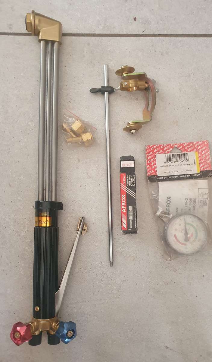 Acetylene torch & Radius cutter with accessories