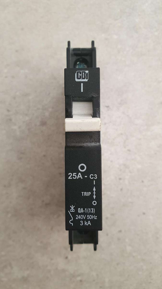 CBI CIRCUIT BREAKER 25 AMP 1 POLE QAL18325BP