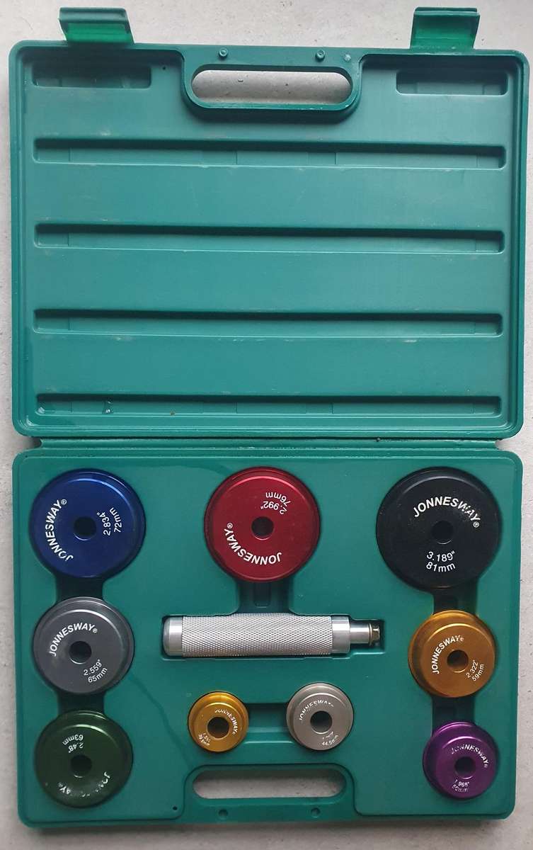 BEARING RACE & SEAL DRIVER SET AN010008