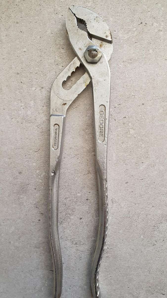 Gedore Universal Plier 145 250mm