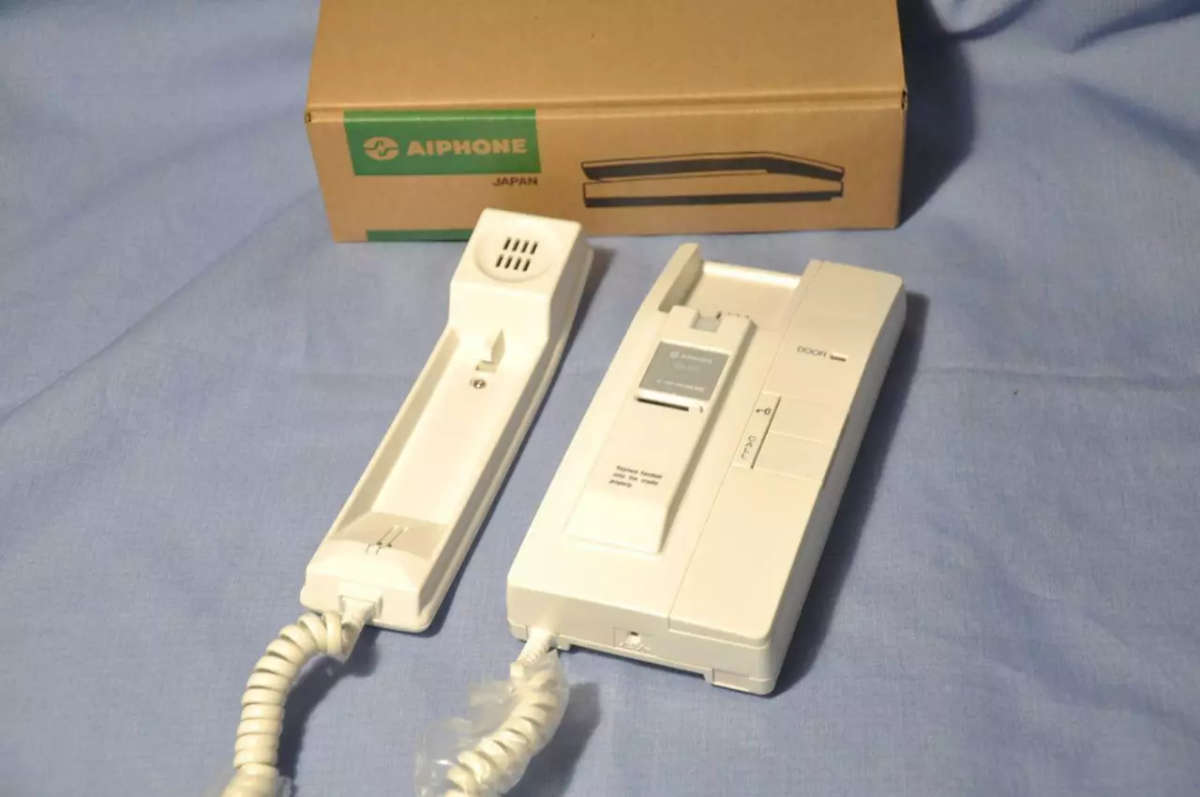 AIPHONE IEH-1CD room sub station