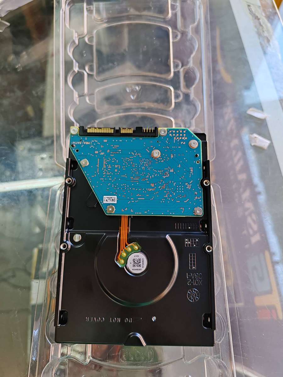 NEW TOSHIBA HDD 8TB 100% HEALTH