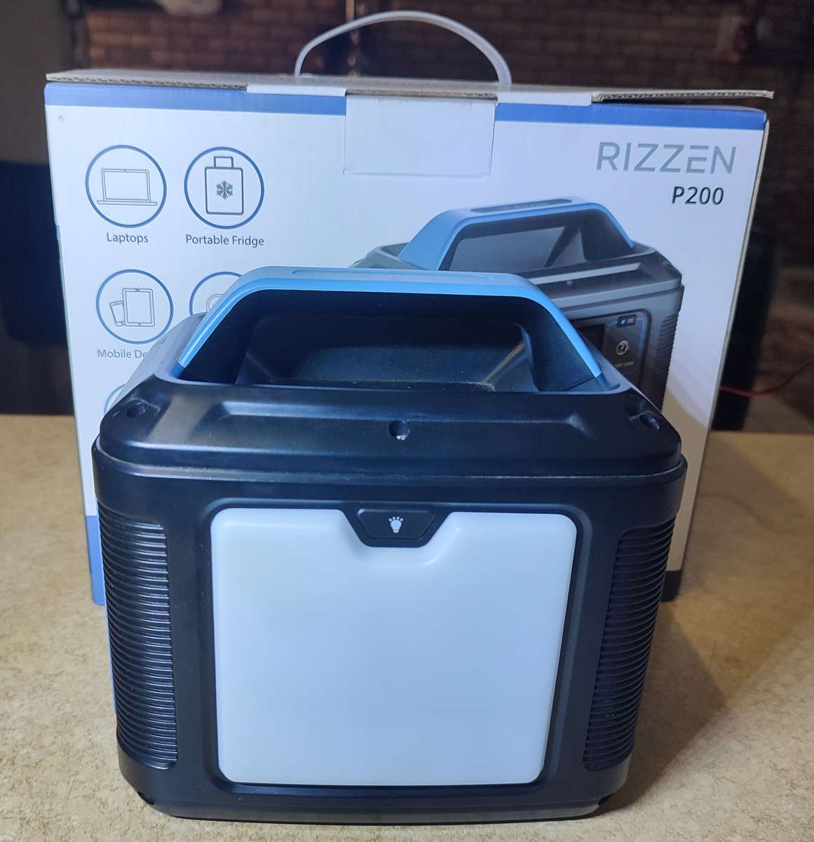 Rizzen 200W Portable Power Station