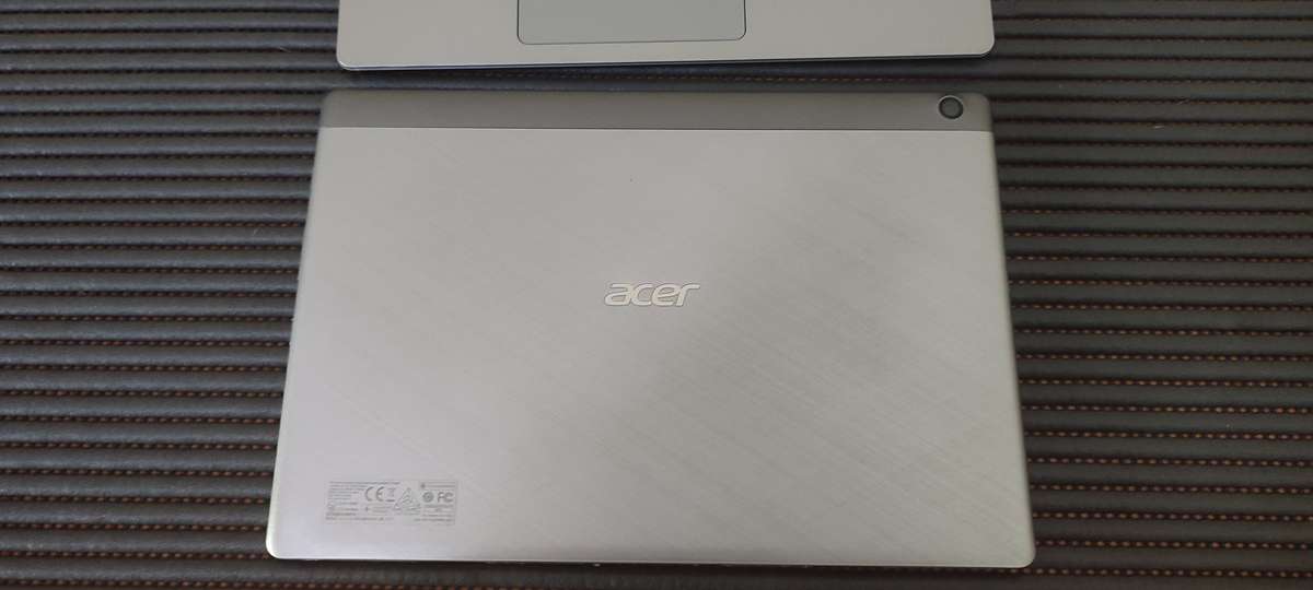 Acer Switch Tablet & Laptop | For Spares or Repairs