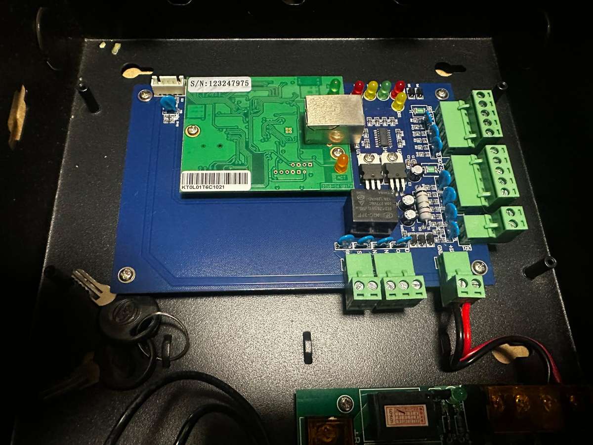 Access Control Box With Power Supply & A set Of Keys