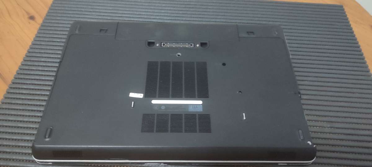 Dell Latitude E6540 - Parts/Repair