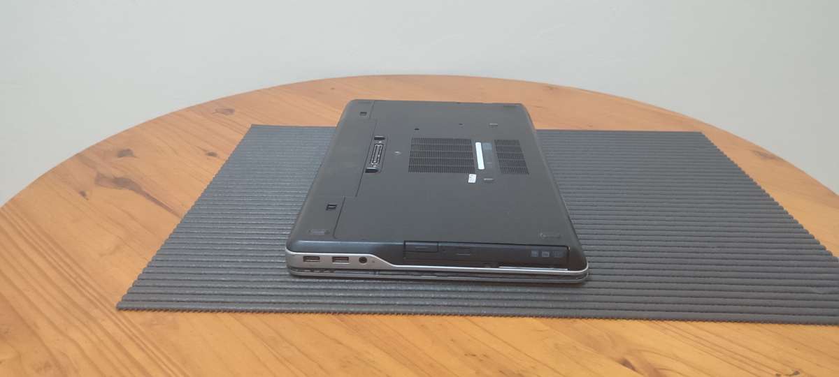Dell Latitude E6540 - Parts/Repair