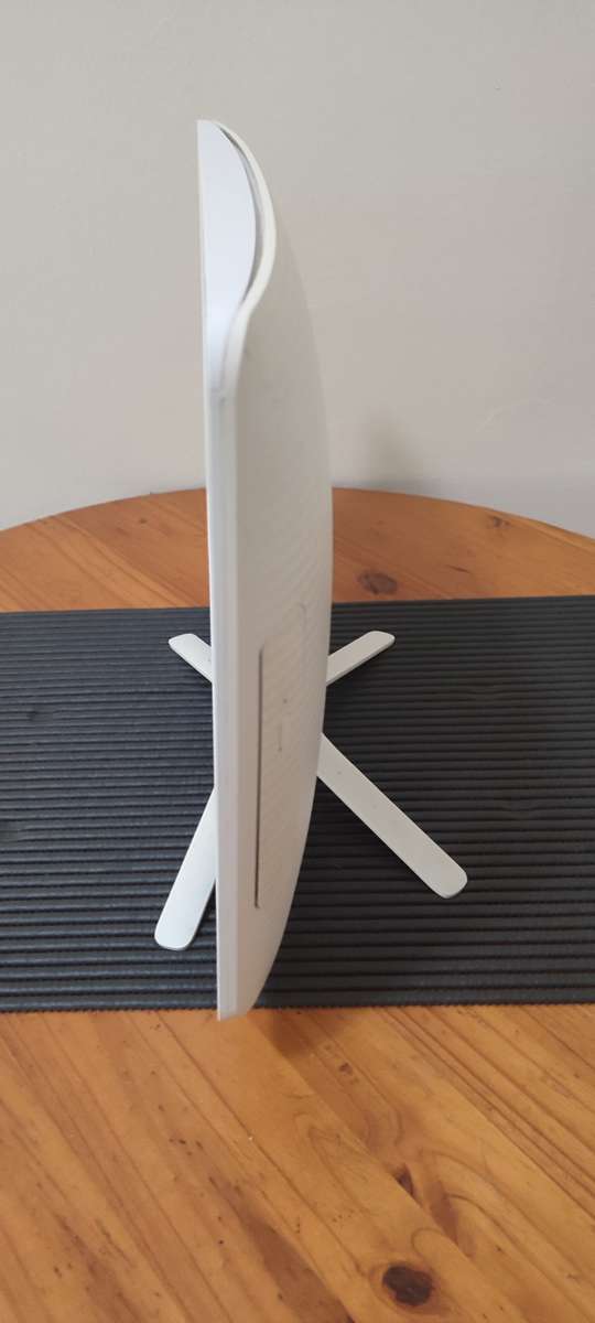 Hp All In One Pc 500Gb HDD, 4GB Ram - Spares Or Repairs (Beeps when Turned On)