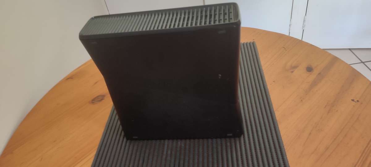 xbox 360 slim - Spares or Repair