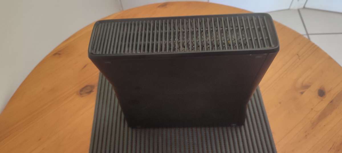 xbox 360 slim - Spares or Repair