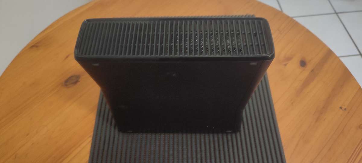 xbox 360 slim - Spares or Repair