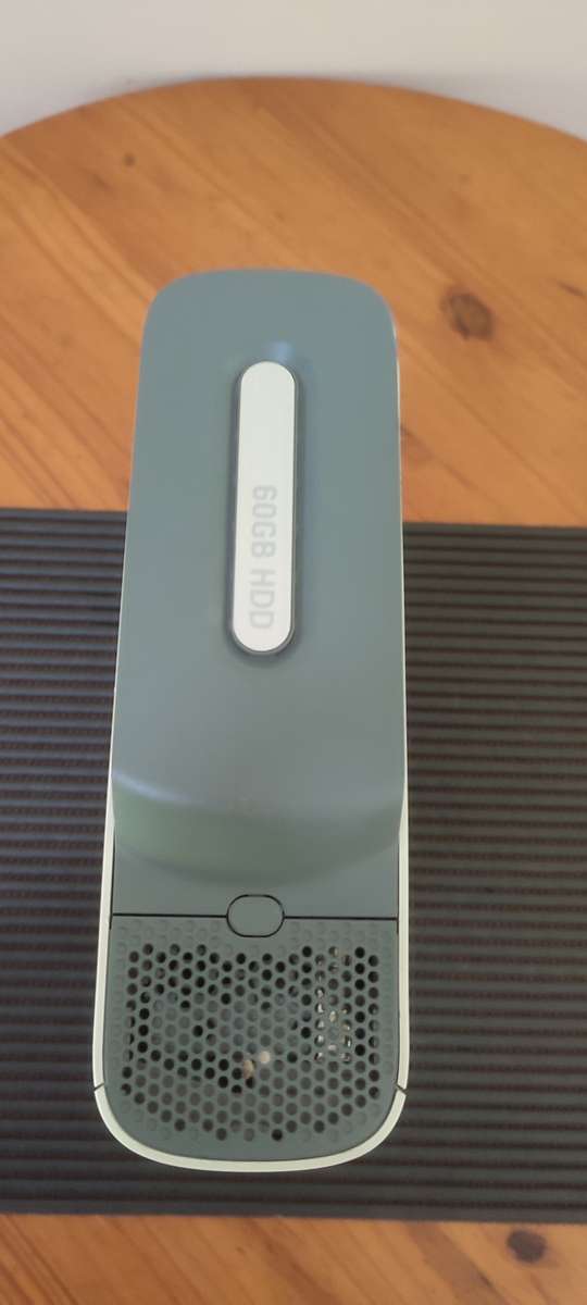 Xbox 360 - Spares or Repair