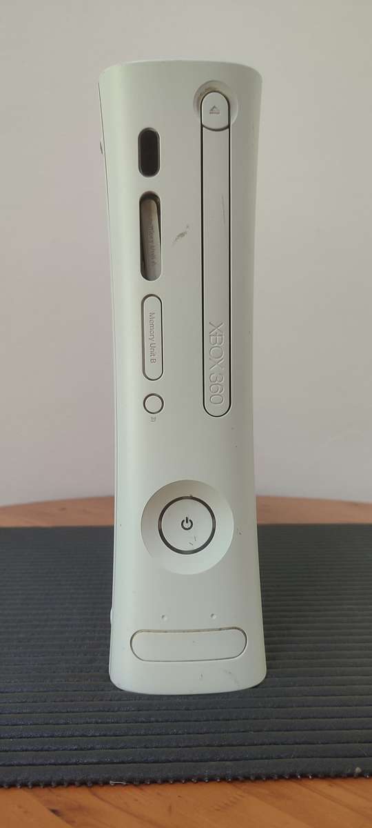 Xbox 360 - Spares or Repair