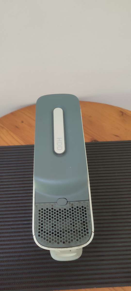 Xbox 360 - Spares or Repair