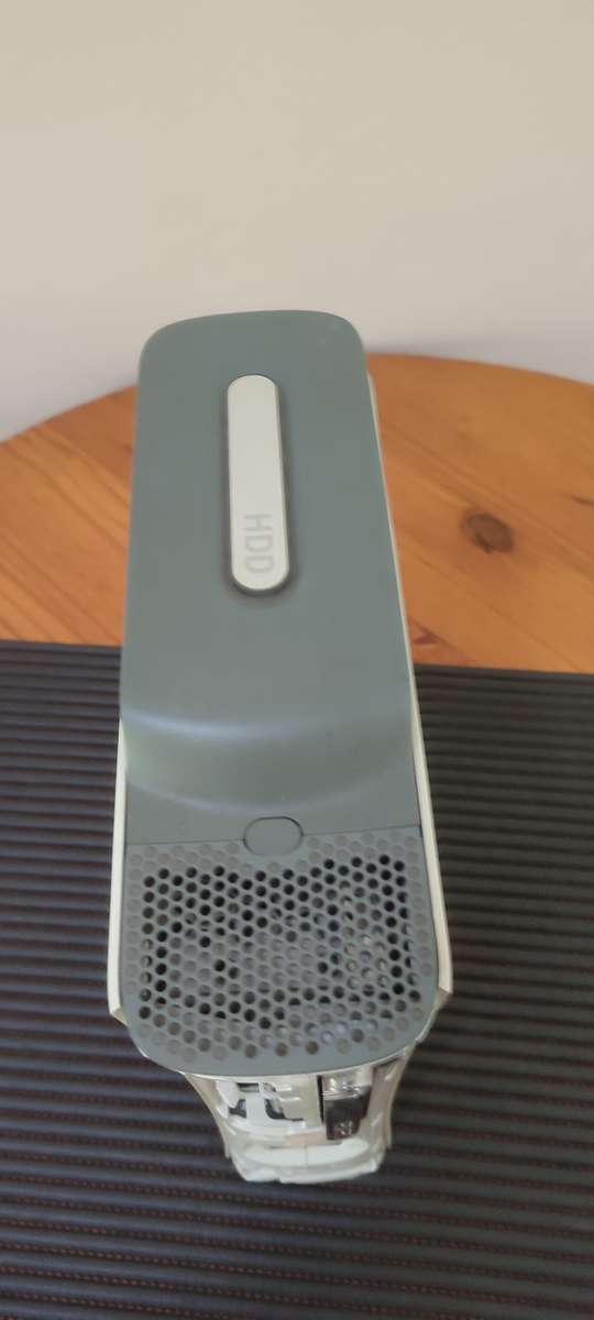 Xbox 360 - Spares or Repair